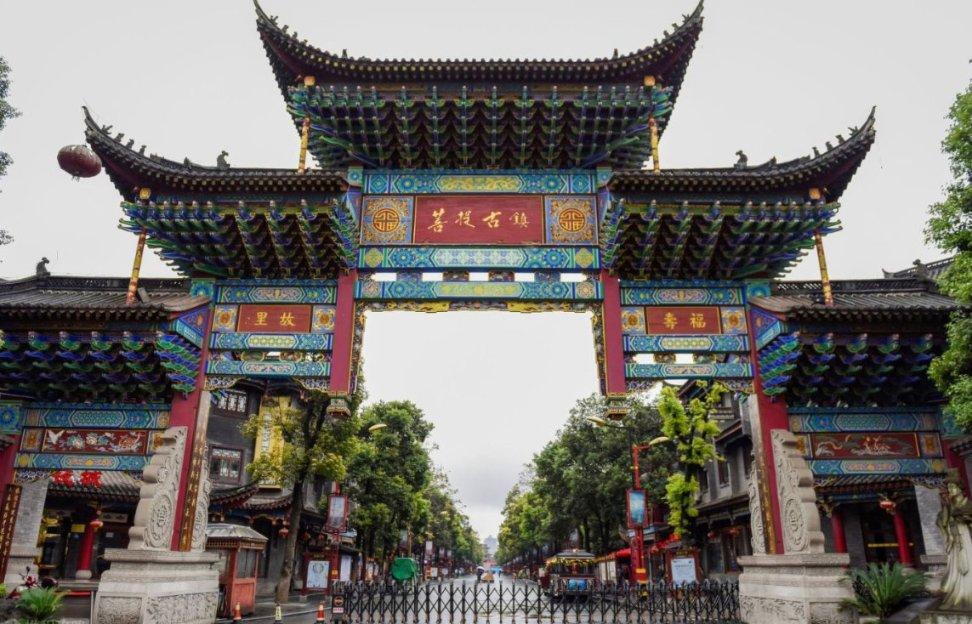 逃离未知丛林